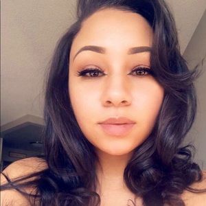 Meet your Posher, Niesha